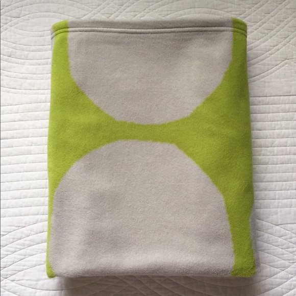Marimekko Blanket Throw Fleece Kivet Green Gray - Picture 6 of 13